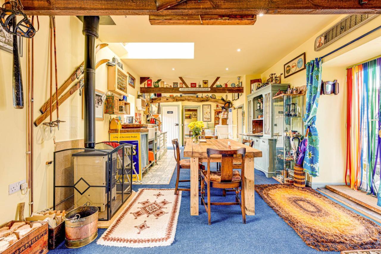Family Country Cottage With A Private Valley View Scarborough Exterior photo